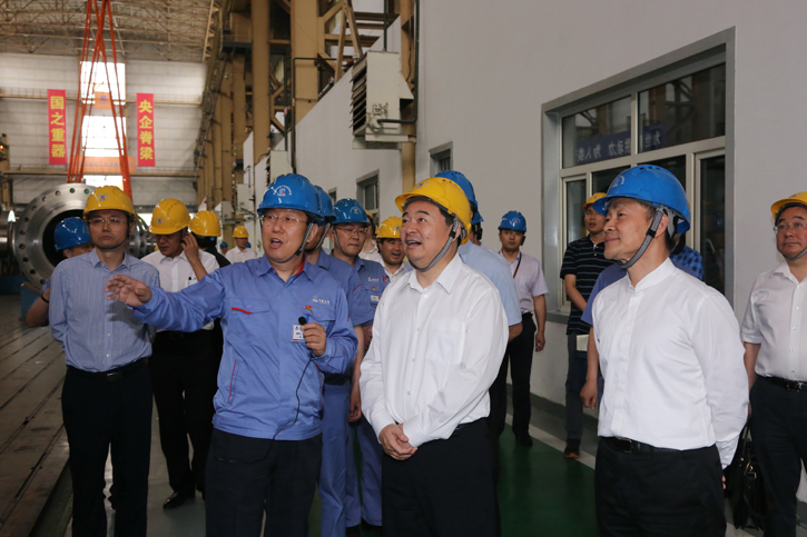 郝鹏旅行考察九游会J9集团所属企业电机公司